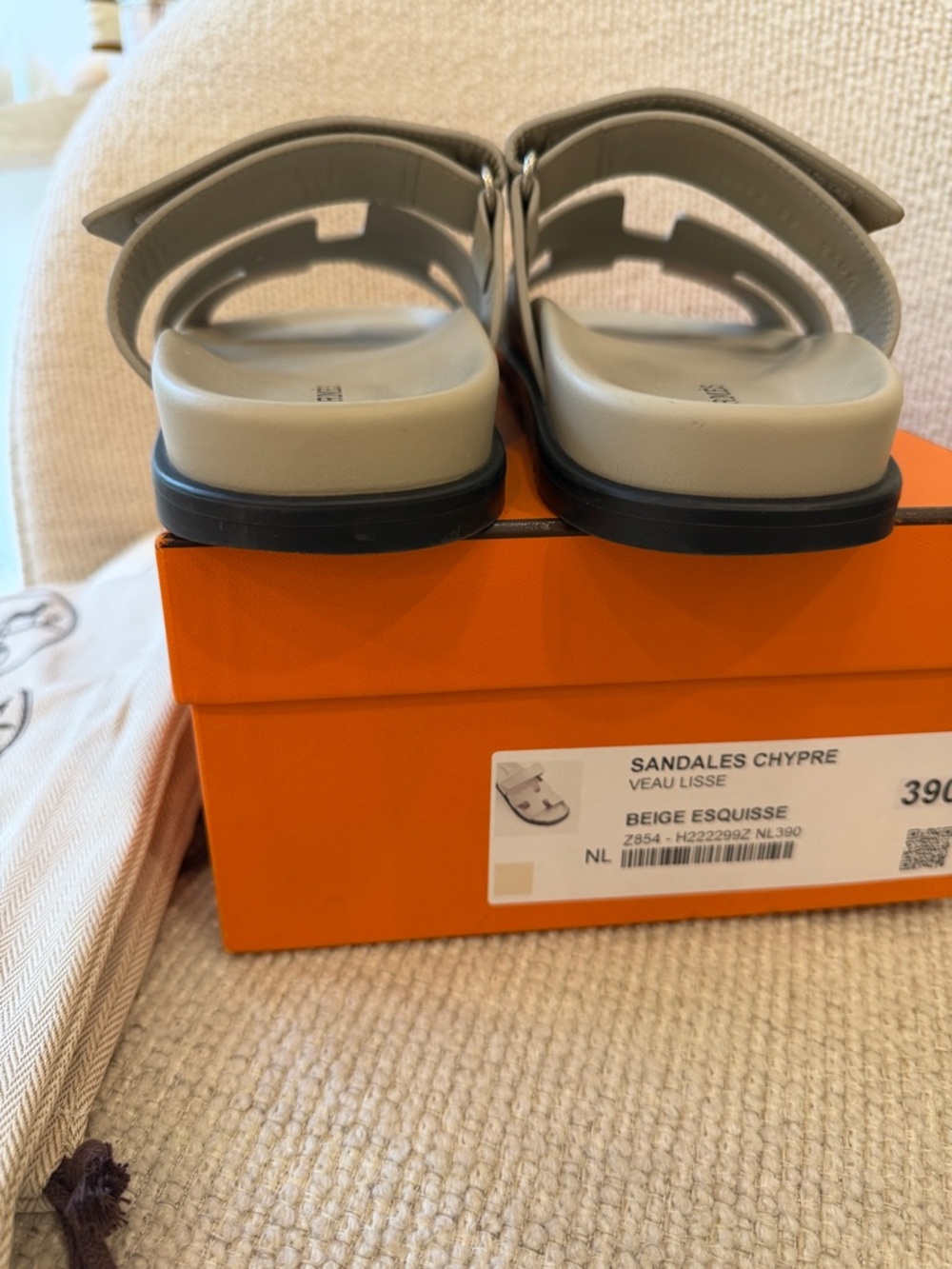 Hermes Leather slides Sandals Chypre— Beige Esquisse. - Picture 3 of 7